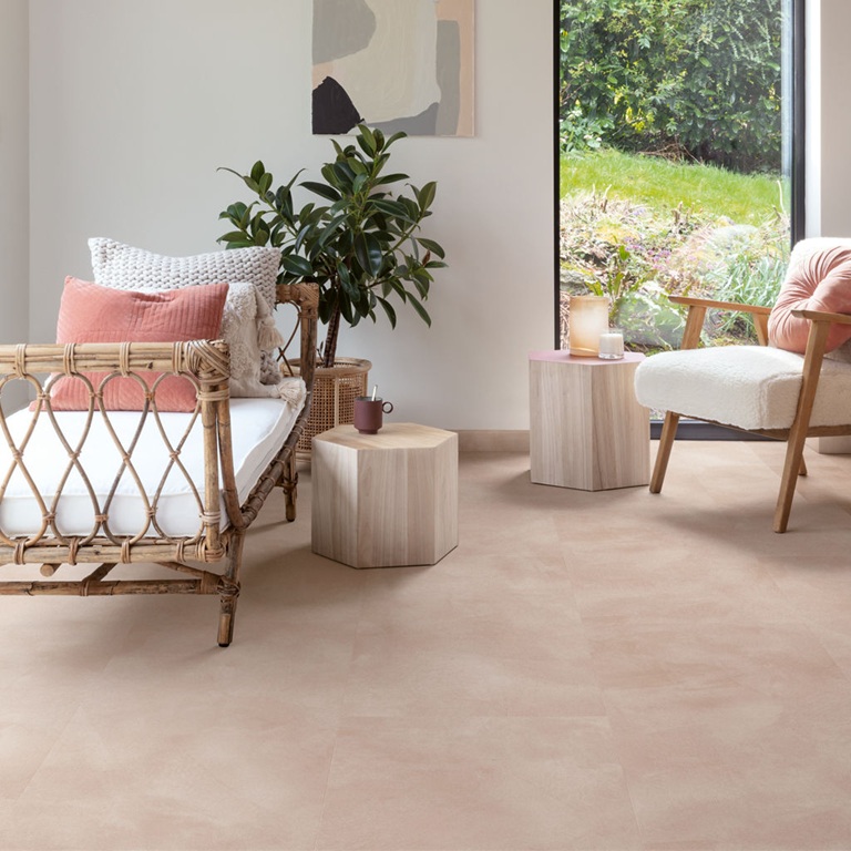 Alliance Bois - Tassin - Lyon - QUICK-STEP - Dalle luxueuse de taille moyenne Garantie domestique à vie Sous-couche intégrée Compatible avec un plancher chauffant/rafraîchissant Aspect de pierre naturelle Résistant à l’eau 