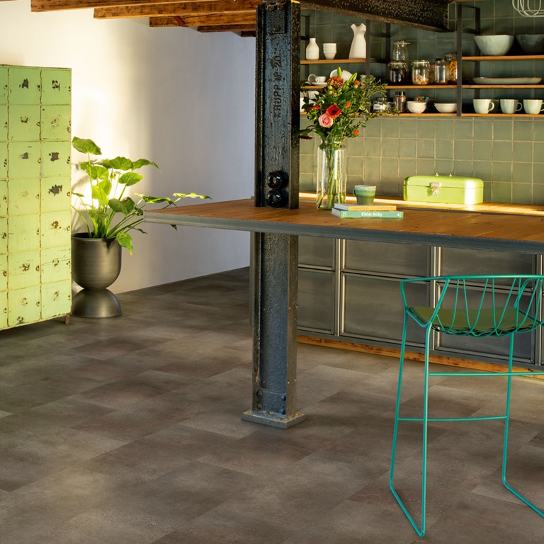 Alliance Bois - Tassin - Lyon - QUICK-STEP - Dalles petit format Compatible avec un plancher chauffant/rafraîchissant Aspect de pierre naturelle Garantie domestique à vie Sous-couche intégrée Résistant à l’eau 