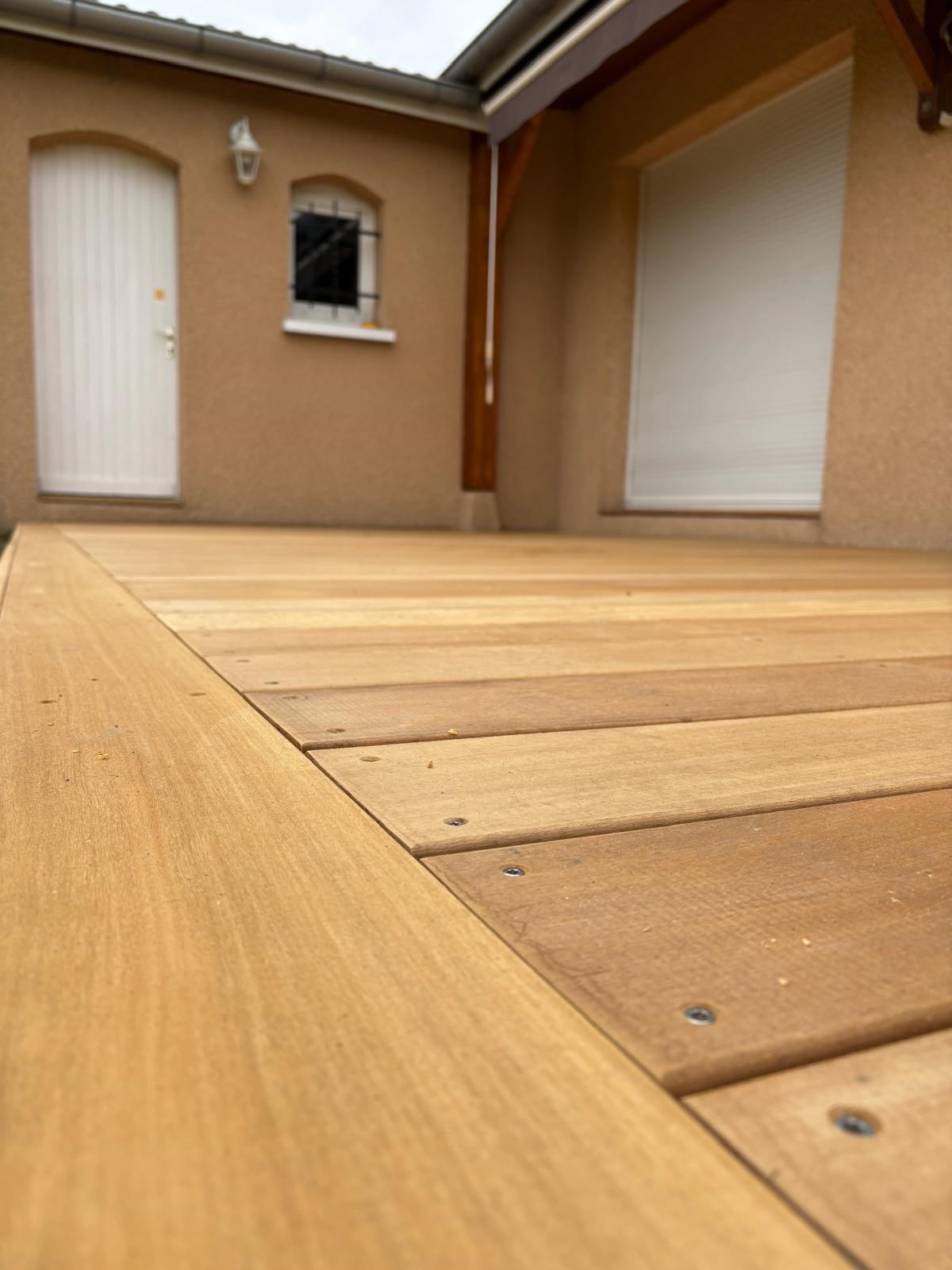 Alliance Bois - Tassin - Lyon - Terrasse réalisée par Essence Bois